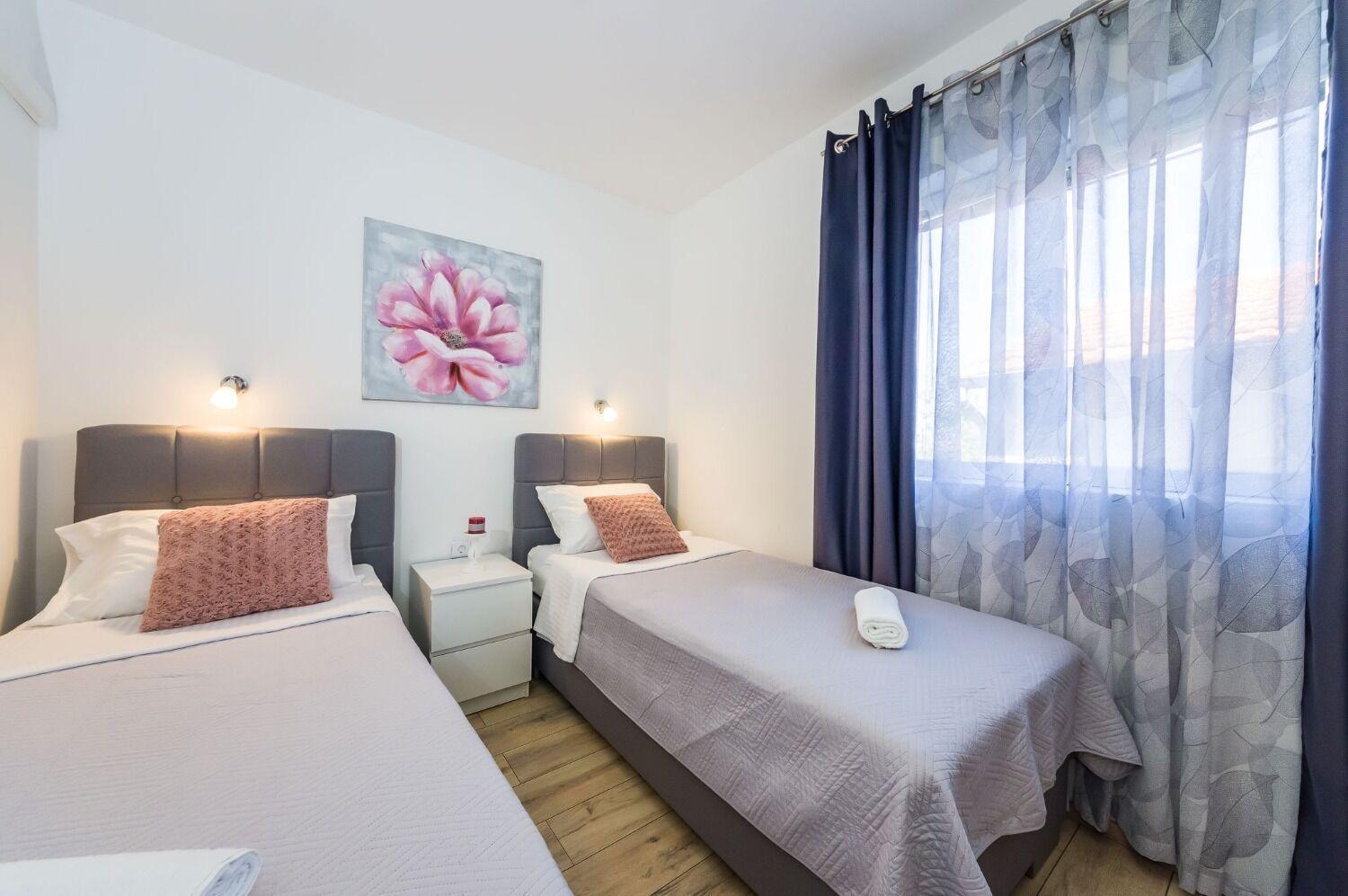 Apartments Dreamy - Free Parking Нин Экстерьер фото